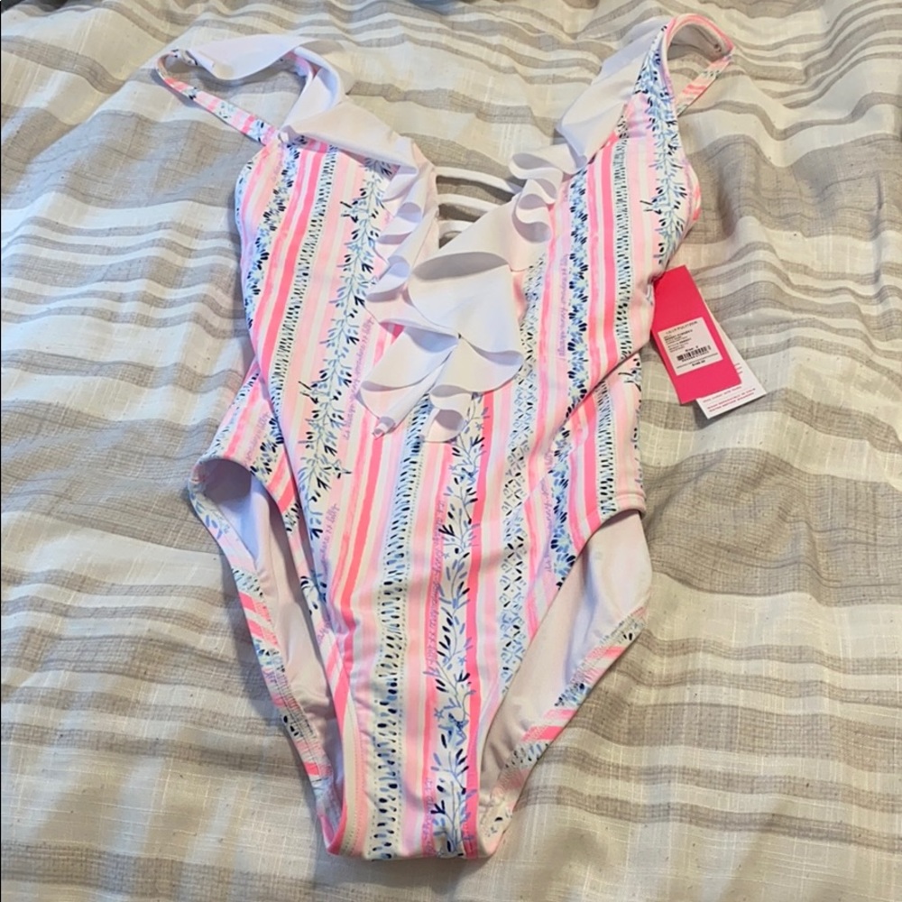 SZ: 0  😎L. Pullitzer Plunge Ruffle